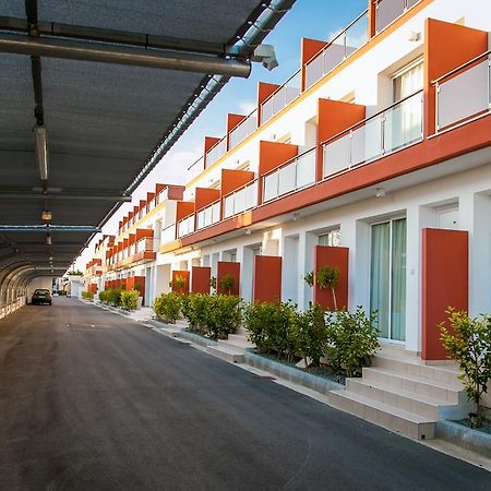 New Day Apartments Paphos Buitenkant foto