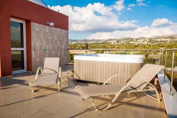 New Day Apartments Paphos Buitenkant foto