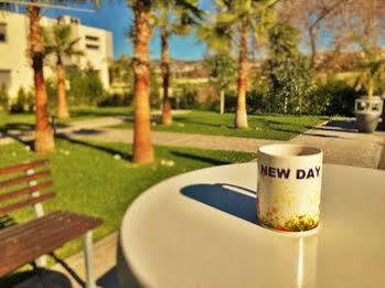 New Day Apartments Paphos Buitenkant foto