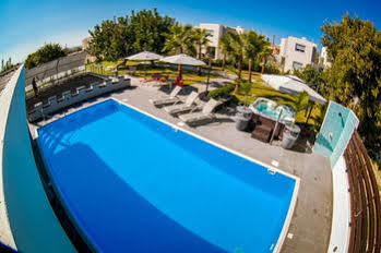 New Day Apartments Paphos Buitenkant foto
